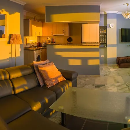 Panoramic Ocean Views Apartamento *